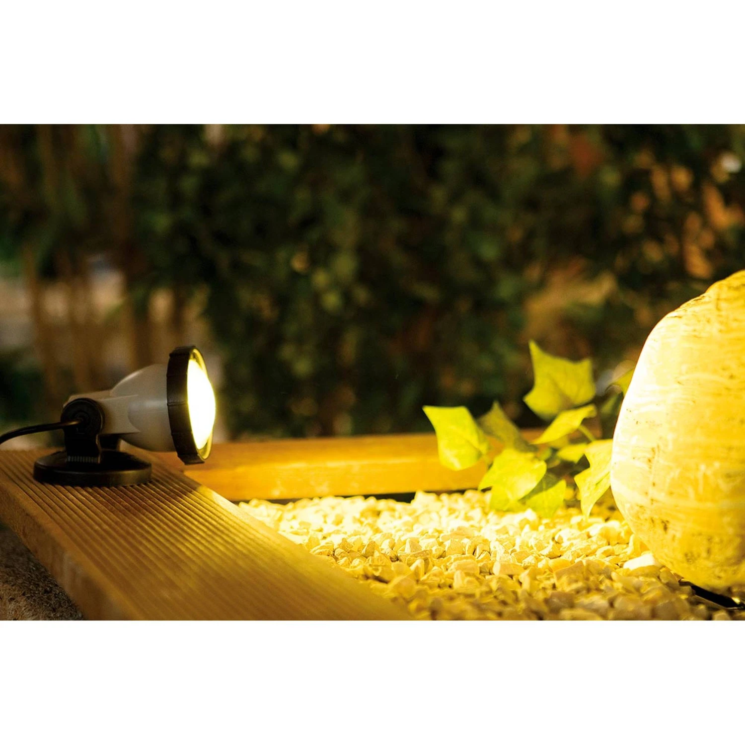 HEISSNER TEICH SET - GROSSER FERTIGTEICH - 1000 LITER BECKEN MIT UNTERWASSER TEICHFILTER SET, LED SPOT UND TEICHSPEIER – Bild 4